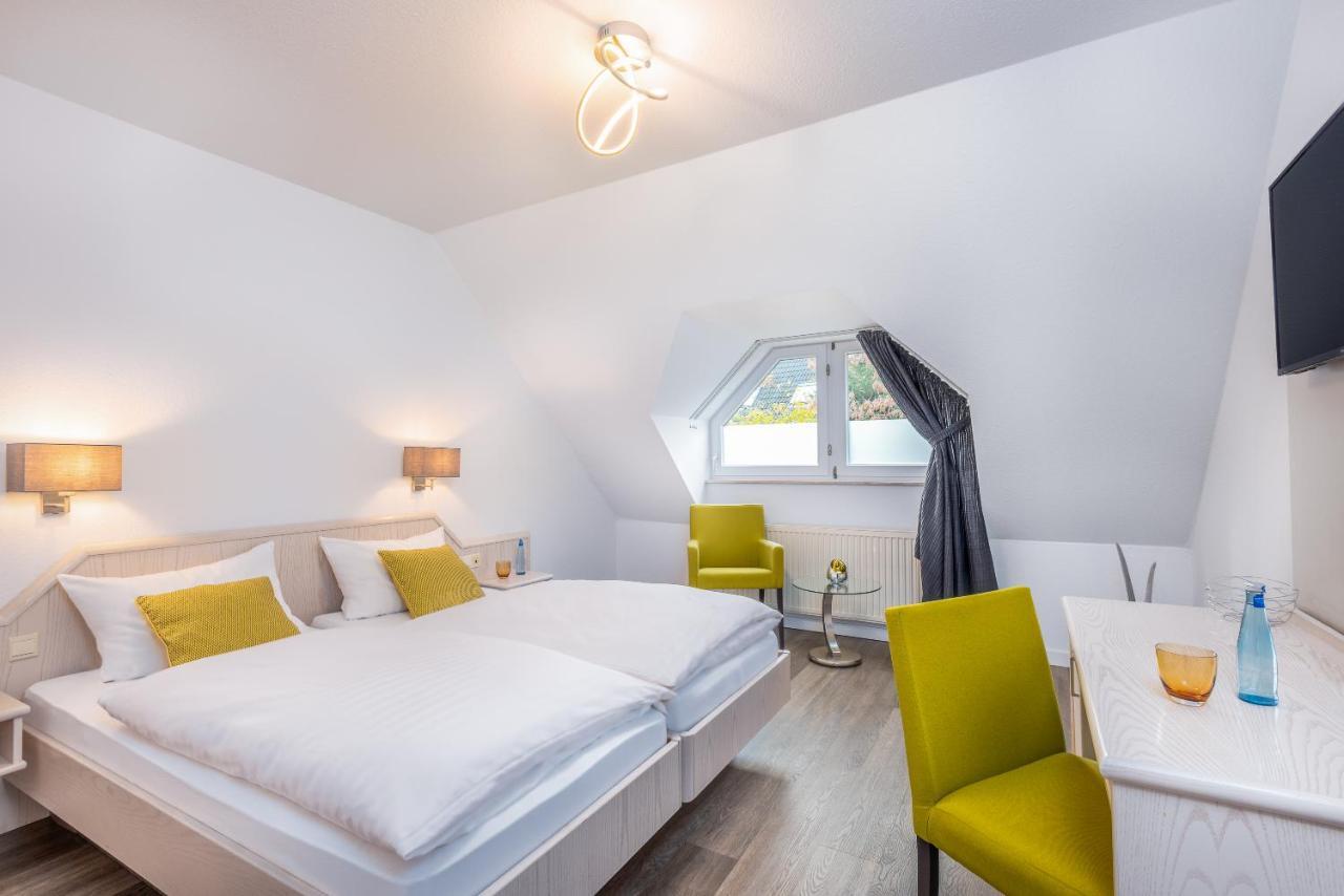 Hotel Zur Krone Meerbusch Εξωτερικό φωτογραφία