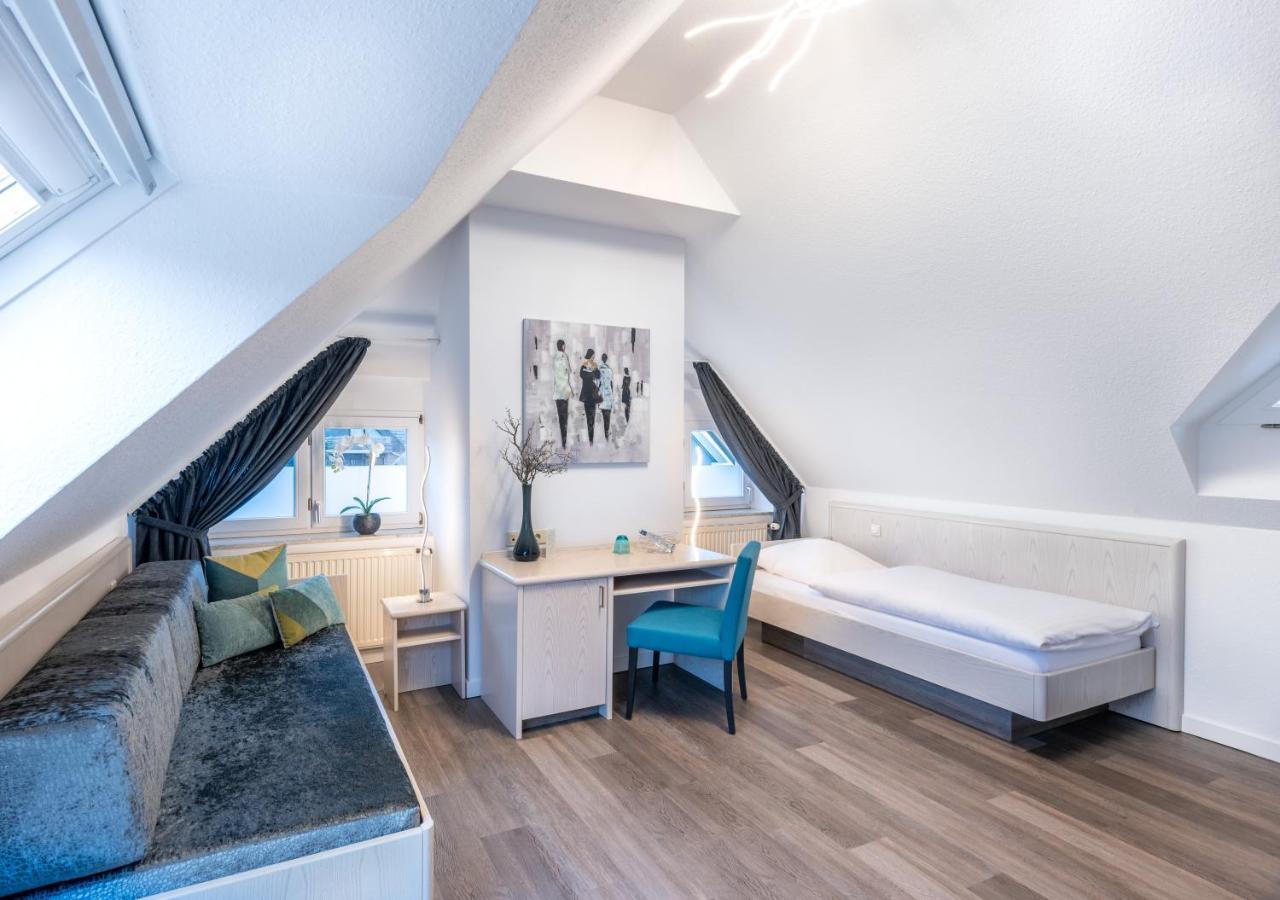 Hotel Zur Krone Meerbusch Εξωτερικό φωτογραφία
