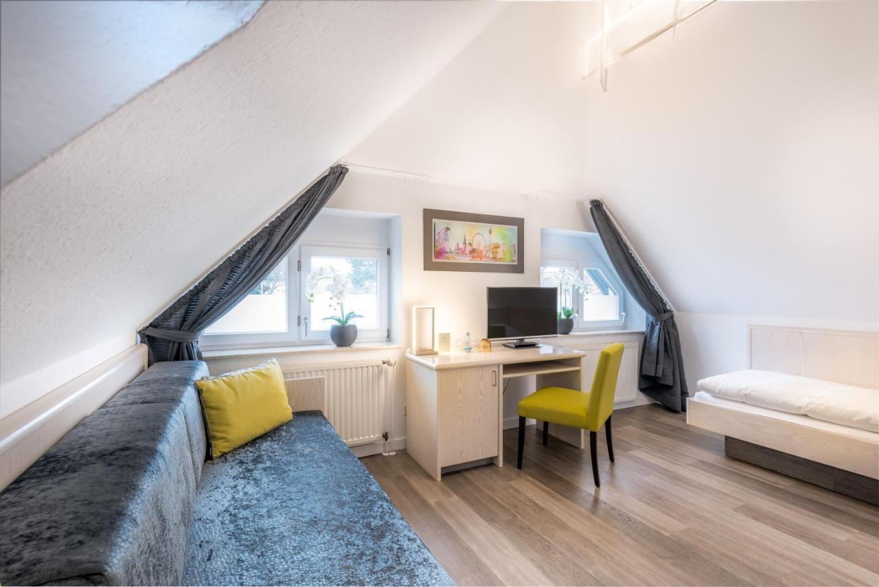 Hotel Zur Krone Meerbusch Εξωτερικό φωτογραφία