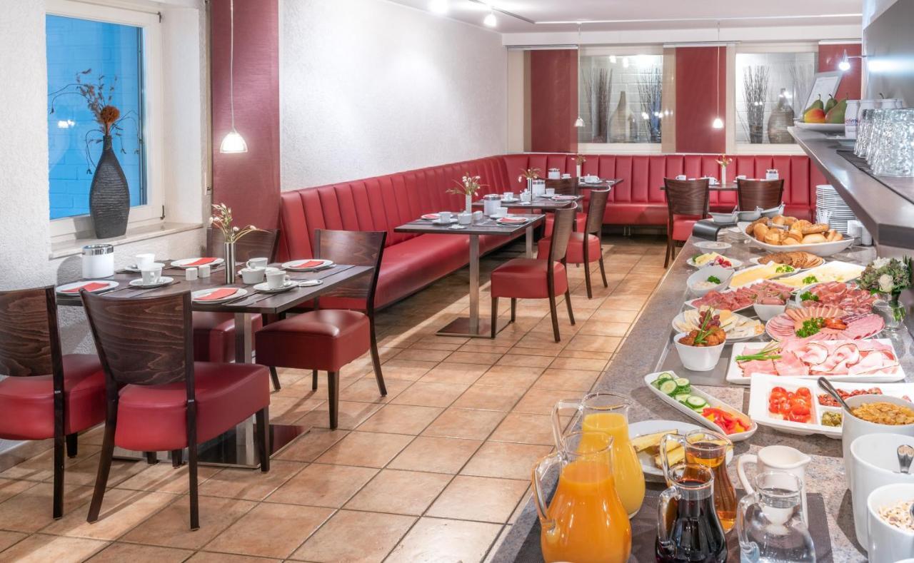 Hotel Zur Krone Meerbusch Εξωτερικό φωτογραφία