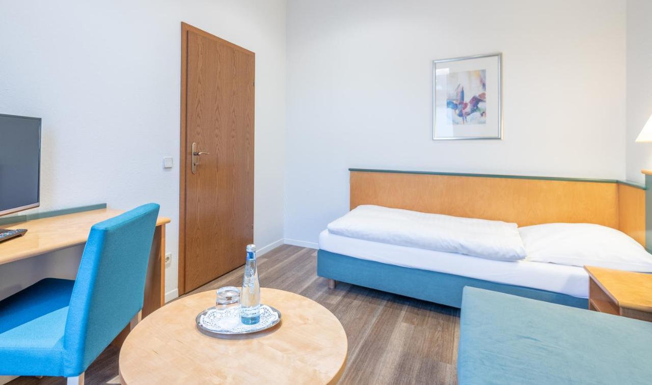 Hotel Zur Krone Meerbusch Εξωτερικό φωτογραφία