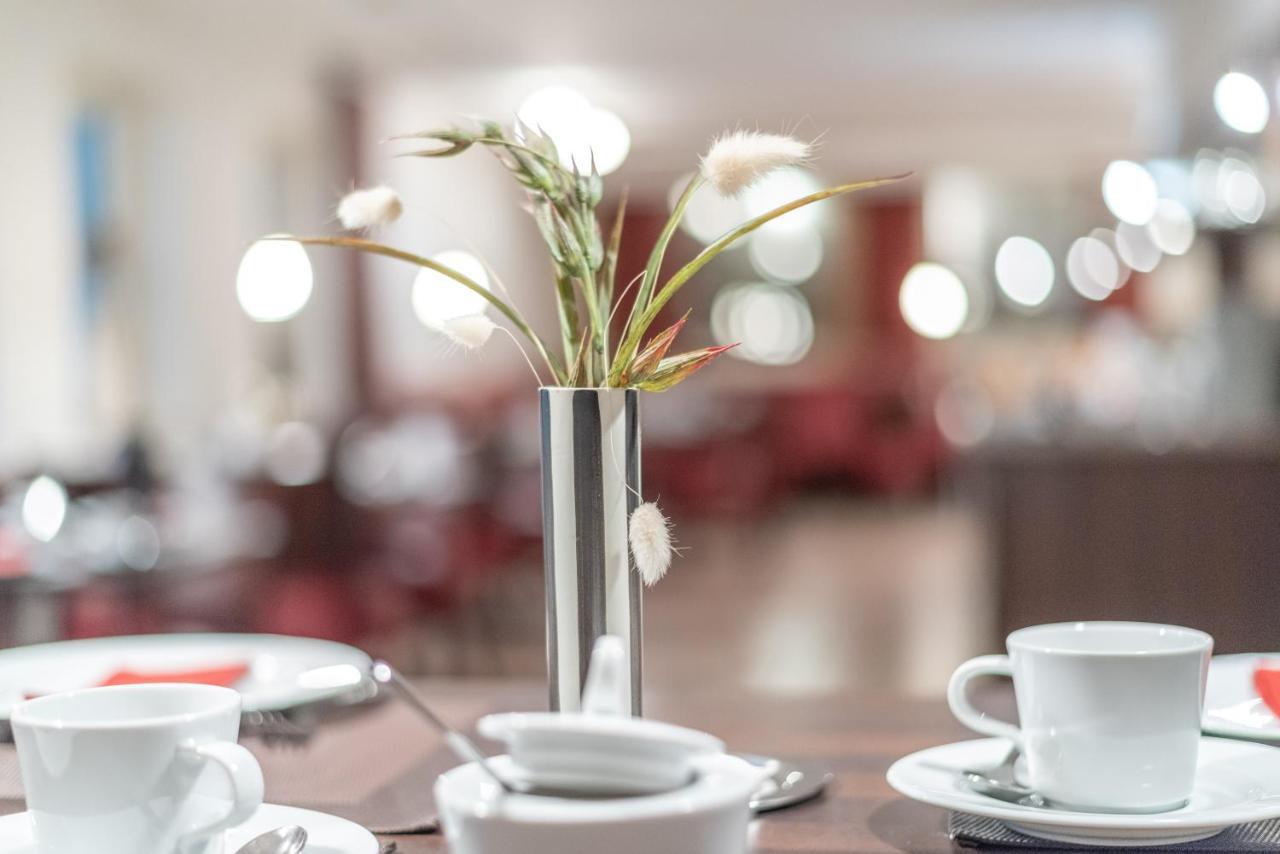 Hotel Zur Krone Meerbusch Εξωτερικό φωτογραφία